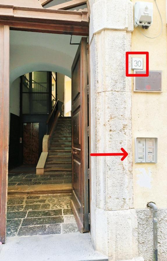Apartament In Urbs Salerno Zewnętrze zdjęcie